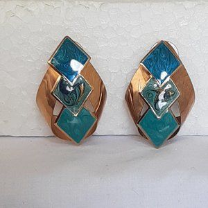Vintage south western  enamel pierced earring